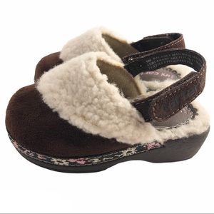 Carter’s Boho Sherpa Trimmed Toddler Clogs EUC